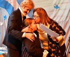 Foto de la galería: Emotiva ceremonia de promesa de lealtad a la Bandera en el Colegio del Carmen