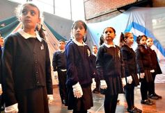 Foto de la galería: Emotiva ceremonia de promesa de lealtad a la Bandera en el Colegio del Carmen