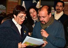 Foto de la galería: Emotiva ceremonia de promesa de lealtad a la Bandera en el Colegio del Carmen