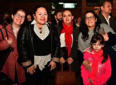 Foto de la galería: Emotiva ceremonia de promesa de lealtad a la Bandera en el Colegio del Carmen