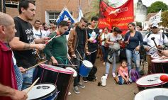 Foto de la galería: Alberto Fernández compartió sus propuestas con sus partidarios en un colmado edificio del PJ misionero