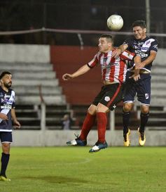 Foto de la galería: Postales del partido de ida entre Sporting y Guaraní, en Villa Sarita