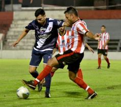 Foto de la galería: Postales del partido de ida entre Sporting y Guaraní, en Villa Sarita