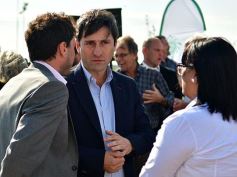 Foto de la galería: La EBY inauguró la escultura “Ñañuã” en Posadas