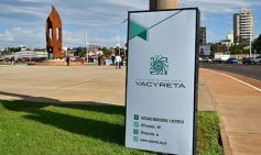 Foto de la galería: La EBY inauguró la escultura “Ñañuã” en Posadas