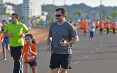 Foto de la galería: Hubo más de 700 participantes en la Maratón Solidaria por los 51 años de Energía de Misiones
