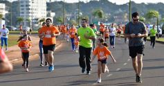 Foto de la galería: Hubo más de 700 participantes en la Maratón Solidaria por los 51 años de Energía de Misiones