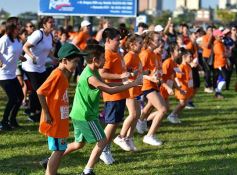 Foto de la galería: Hubo más de 700 participantes en la Maratón Solidaria por los 51 años de Energía de Misiones
