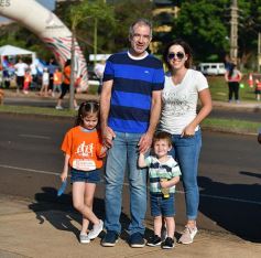 Foto de la galería: Hubo más de 700 participantes en la Maratón Solidaria por los 51 años de Energía de Misiones