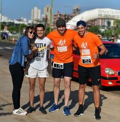 Foto de la galería: Hubo más de 700 participantes en la Maratón Solidaria por los 51 años de Energía de Misiones