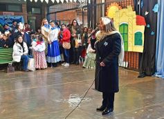 Foto de la galería: Emocionante acto por el Día de la Independencia en el Colegio del Carmen