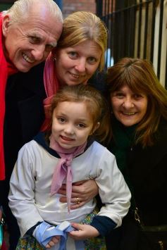 Foto de la galería: Emocionante acto por el Día de la Independencia en el Colegio del Carmen