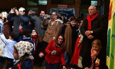 Foto de la galería: Emocionante acto por el Día de la Independencia en el Colegio del Carmen