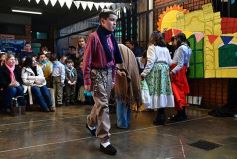 Foto de la galería: Emocionante acto por el Día de la Independencia en el Colegio del Carmen