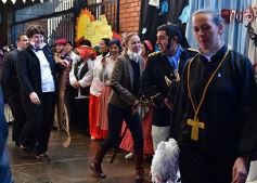 Foto de la galería: Emocionante acto por el Día de la Independencia en el Colegio del Carmen
