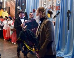 Foto de la galería: Emocionante acto por el Día de la Independencia en el Colegio del Carmen