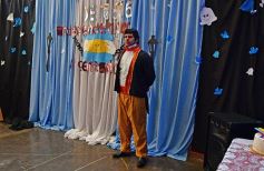 Foto de la galería: Emocionante acto por el Día de la Independencia en el Colegio del Carmen