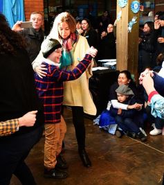 Foto de la galería: Emocionante acto por el Día de la Independencia en el Colegio del Carmen
