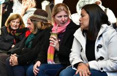 Foto de la galería: Emocionante acto por el Día de la Independencia en el Colegio del Carmen