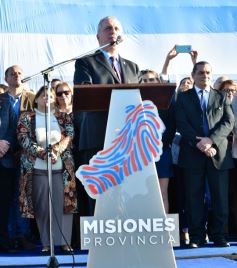 Foto de la galería: Acto por el Día de la Independencia en Garupá