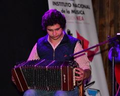 Foto de la galería: Peña Misionero y Guaraní: Julián Zini y Joselo en el escenario