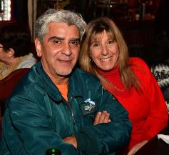 Foto de la galería: Peña Misionero y Guaraní: Julián Zini y Joselo en el escenario