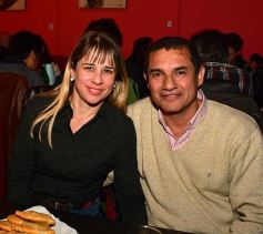 Foto de la galería: Peña Misionero y Guaraní: Julián Zini y Joselo en el escenario