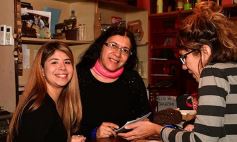 Foto de la galería: Peña Misionero y Guaraní: Julián Zini y Joselo en el escenario