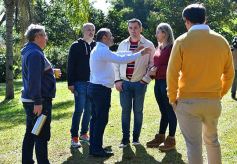 Foto de la galería: Niños del Hogar de Día disfrutaron de una jornada en Pueblo Chico con el vicegobernador Herrera Ahuad