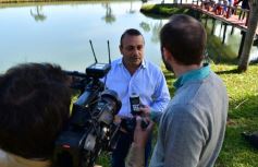 Foto de la galería: Niños del Hogar de Día disfrutaron de una jornada en Pueblo Chico con el vicegobernador Herrera Ahuad
