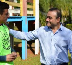 Foto de la galería: Niños del Hogar de Día disfrutaron de una jornada en Pueblo Chico con el vicegobernador Herrera Ahuad