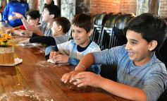 Foto de la galería: Niños del Hogar de Día disfrutaron de una jornada en Pueblo Chico con el vicegobernador Herrera Ahuad