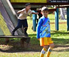 Foto de la galería: Niños del Hogar de Día disfrutaron de una jornada en Pueblo Chico con el vicegobernador Herrera Ahuad