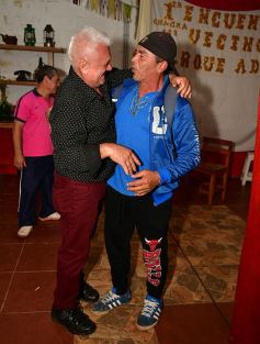 Foto de la galería: Emocionante primera juntada de los históricos vecinos del barrio Parque Adam