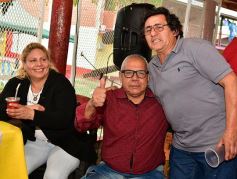 Foto de la galería: Emocionante primera juntada de los históricos vecinos del barrio Parque Adam