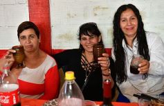 Foto de la galería: Emocionante primera juntada de los históricos vecinos del barrio Parque Adam