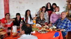 Foto de la galería: Emocionante primera juntada de los históricos vecinos del barrio Parque Adam