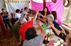 Foto de la galería: Emocionante primera juntada de los históricos vecinos del barrio Parque Adam