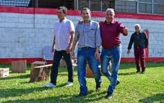 Foto de la galería: Emocionante primera juntada de los históricos vecinos del barrio Parque Adam