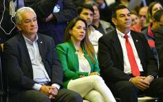 Foto de la galería: Postales de la adjudicación de las obras para ampliar la central hidroeléctrica de Yacyretá