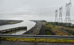 Foto de la galería: Postales de la adjudicación de las obras para ampliar la central hidroeléctrica de Yacyretá