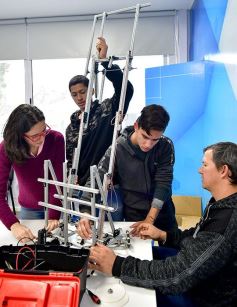 Foto de la galería: Mundial de Robótica: jóvenes misioneros sueñan con representar al país en Dubai