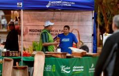 Foto de la galería: Plaza de la Soberanía Alimentaria en Posadas: en el 24° aniversario de las Ferias Francas de la provincia