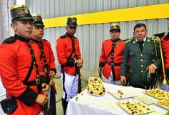 Foto de la galería: Los presidentes Macri y Mario Benítez inauguran el nuevo paso fronterizo Ituzaingó-Ayolas