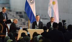 Foto de la galería: Los presidentes Macri y Mario Benítez inauguran el nuevo paso fronterizo Ituzaingó-Ayolas