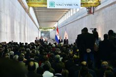 Foto de la galería: Los presidentes Macri y Mario Benítez inauguran el nuevo paso fronterizo Ituzaingó-Ayolas
