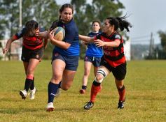 Foto de la galería: Las chicas misioneras volvieron a ganar en el Regional de rugby femenino