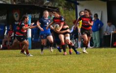 Foto de la galería: Las chicas misioneras volvieron a ganar en el Regional de rugby femenino