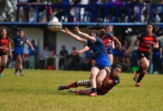 Foto de la galería: Las chicas misioneras volvieron a ganar en el Regional de rugby femenino
