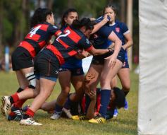 Foto de la galería: Las chicas misioneras volvieron a ganar en el Regional de rugby femenino